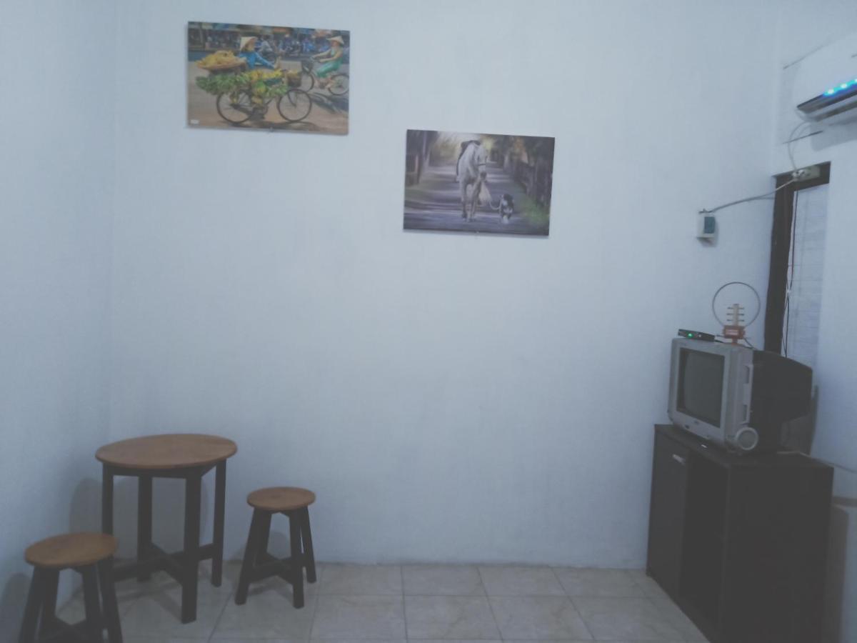 Kost Backpacker 호텔 시도알조 외부 사진