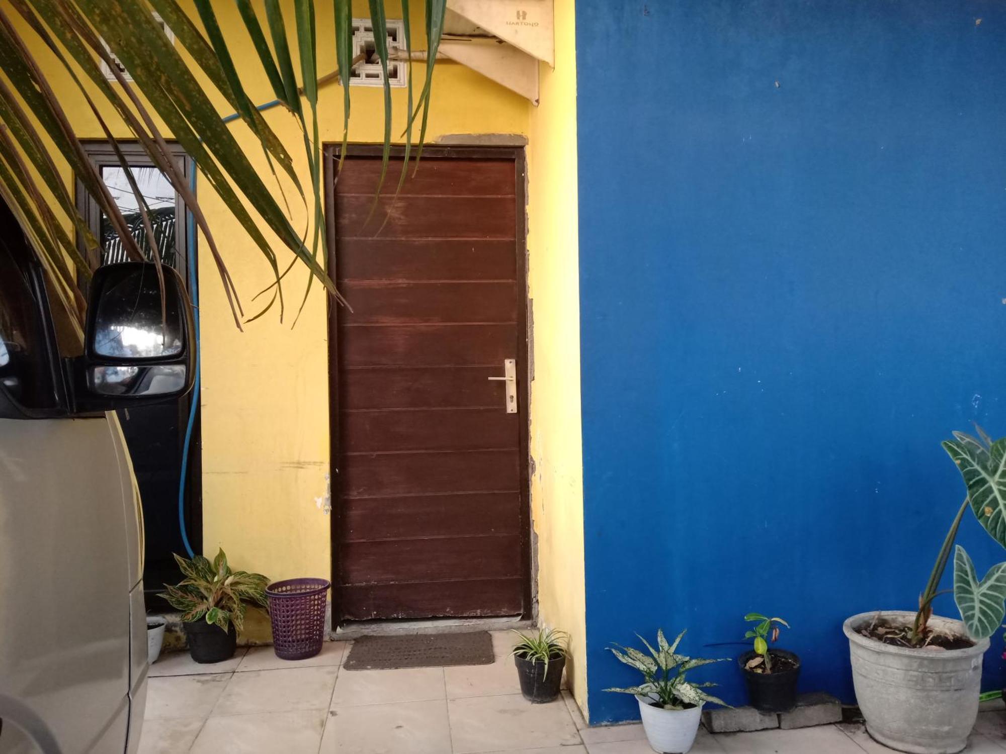 Kost Backpacker 호텔 시도알조 외부 사진